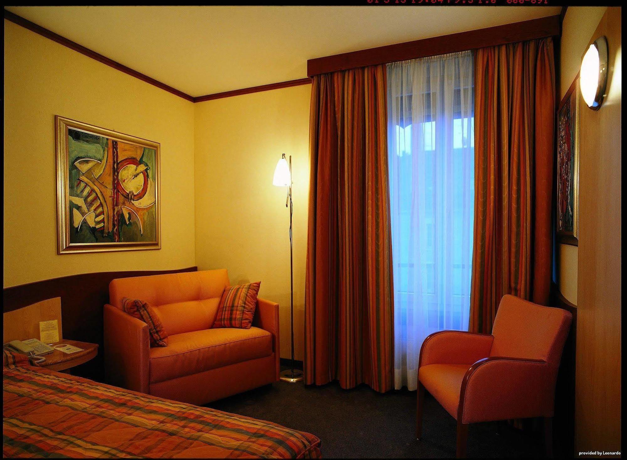 Hotel Strasbourg Женева Экстерьер фото