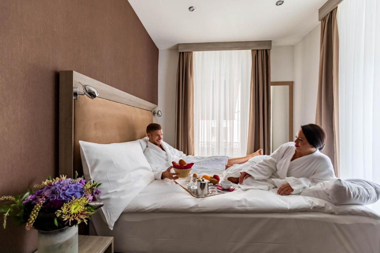 Hotel Strasbourg Женева Экстерьер фото